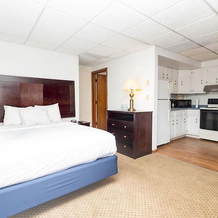 Brentwood Motor Inn Marquette Eksteriør billede