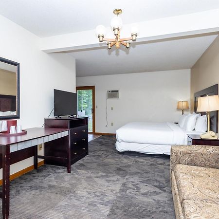 Brentwood Motor Inn Marquette Eksteriør billede
