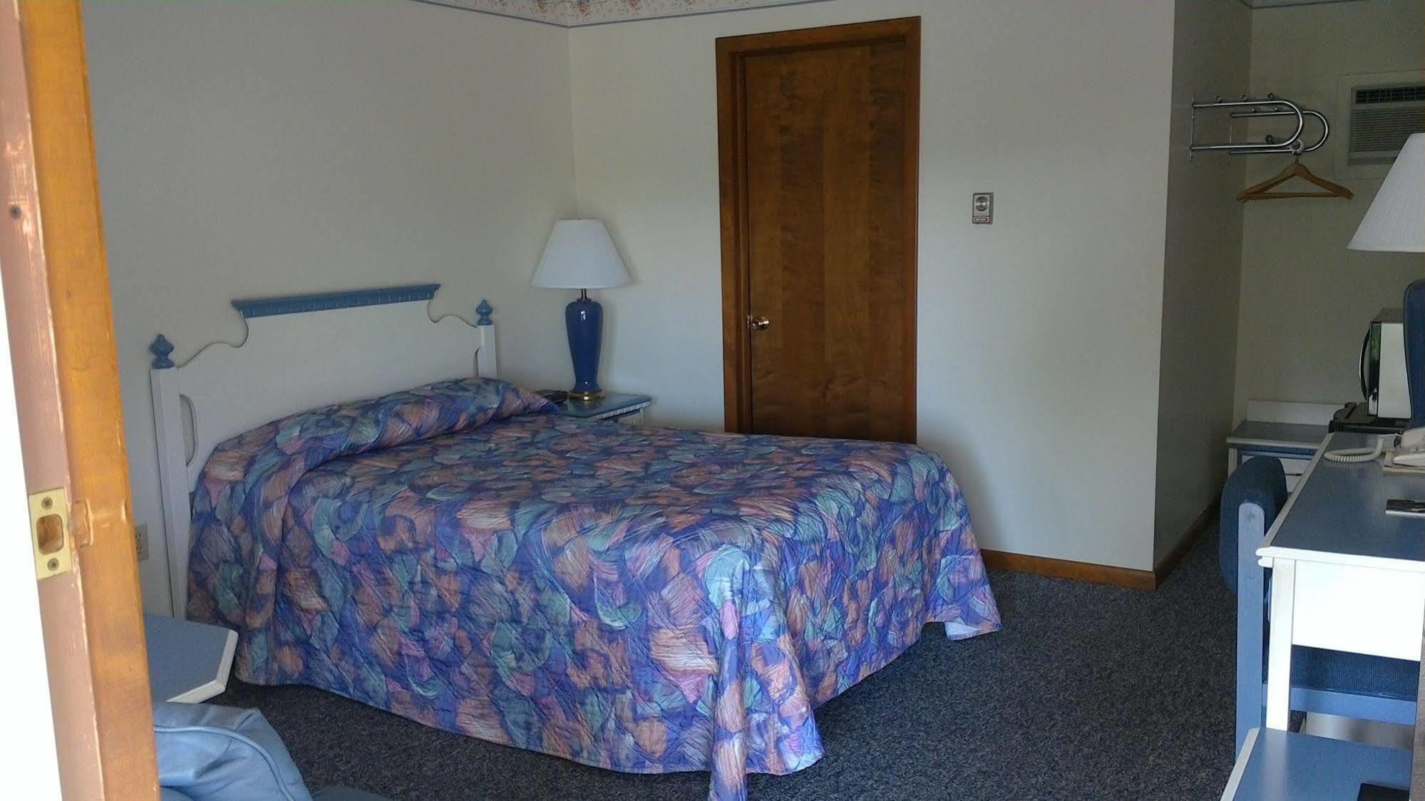 Brentwood Motor Inn Marquette Eksteriør billede