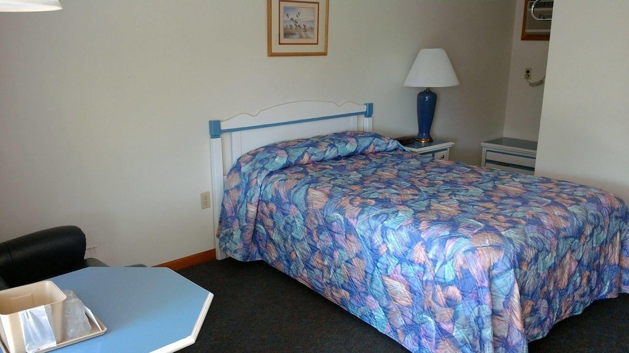 Brentwood Motor Inn Marquette Eksteriør billede