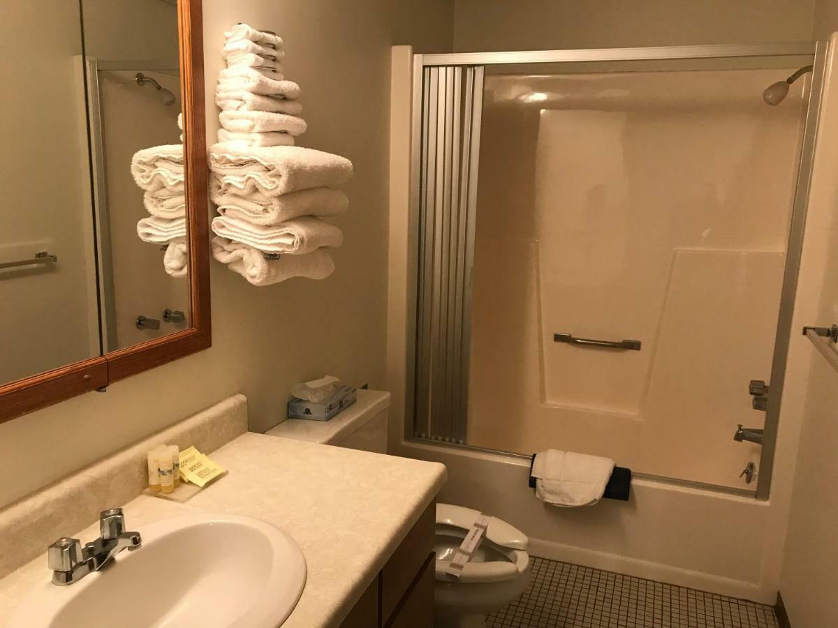 Brentwood Motor Inn Marquette Eksteriør billede