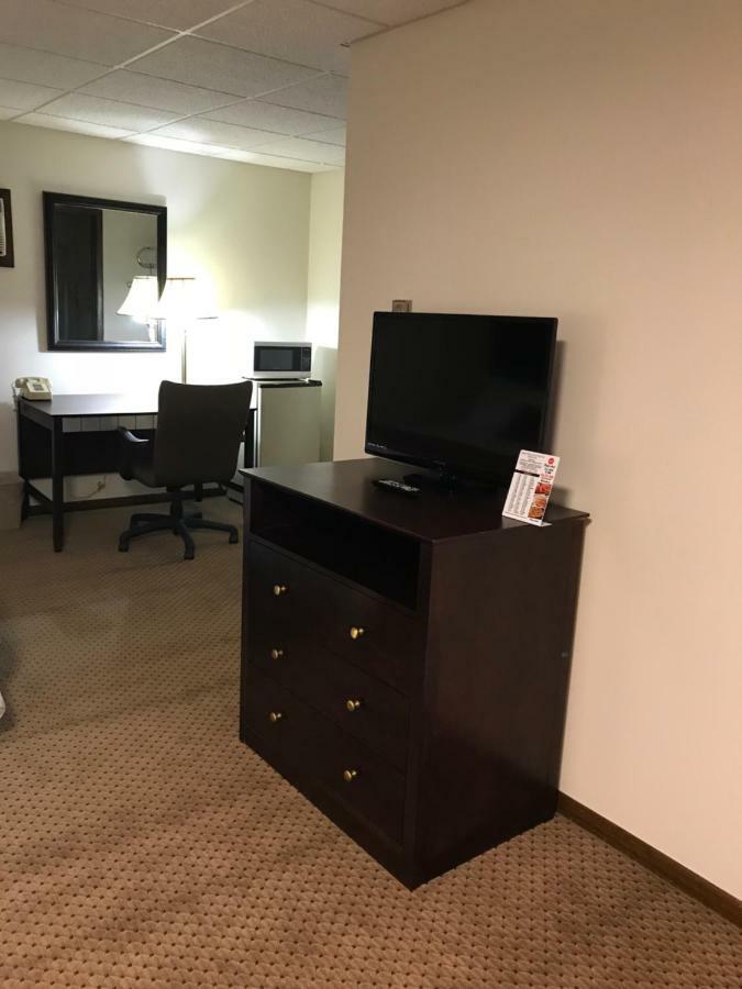 Brentwood Motor Inn Marquette Eksteriør billede