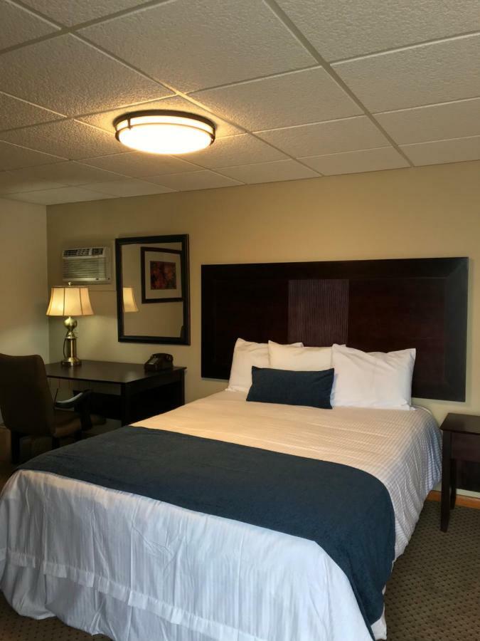 Brentwood Motor Inn Marquette Eksteriør billede